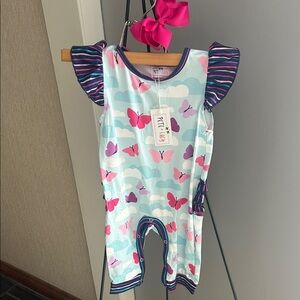 Pete + Lucy Butterfly Print Baby Romper